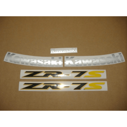 AUFKLEBER  KAWASAKI ZR-7S YEAR 2004 VERSION RED