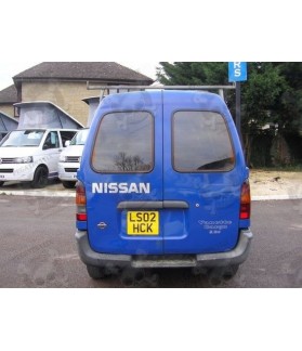 Nissan Vanette Cargo 2.3d ADHESIVO (Producto compatible)