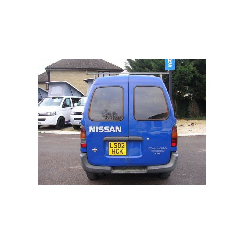 Nissan Vanette Cargo 2.3d ADHESIVO