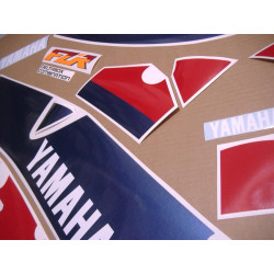 YAMAHA FZR 1000 1992 WHITE/blue/red AUTOCOLLANT (Produit compatible)