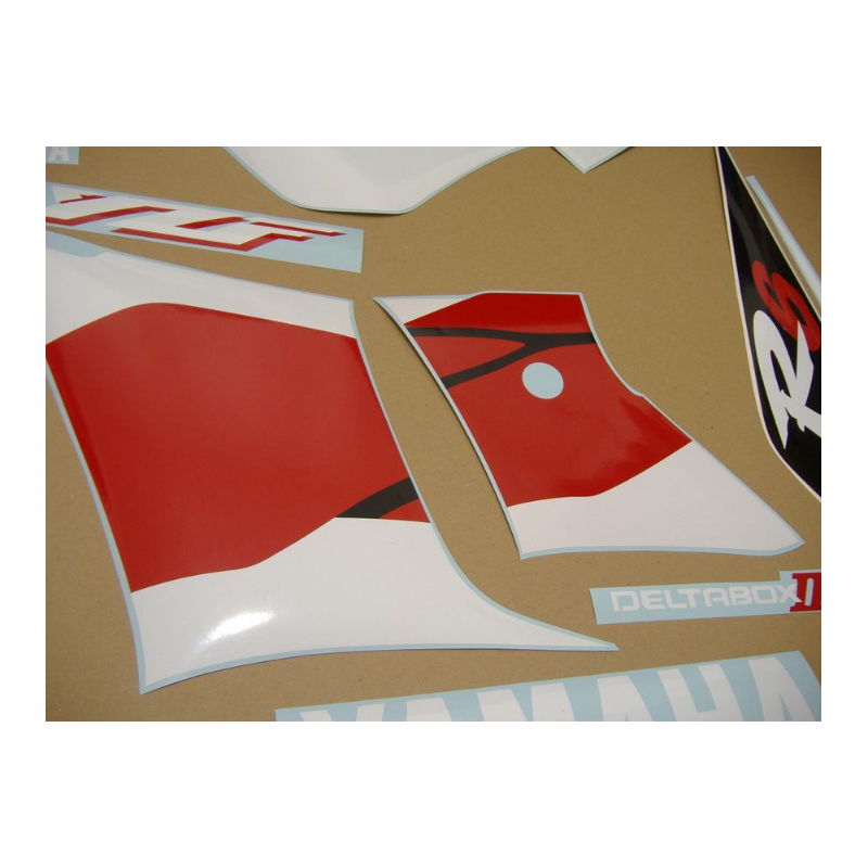 Yamaha YZF-R6 2001 - RED VERSION DECALS SET