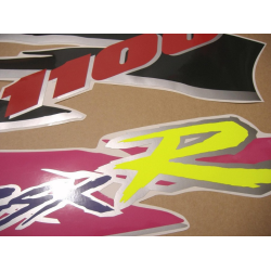 Suzuki GSX-R 1100 1995 - BLACK/PURPLE/PINK VERSION DECALS