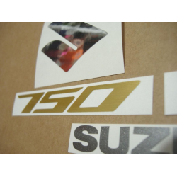 Suzuki GSR 750 2012 - RED/SILVER VERSION DECALS